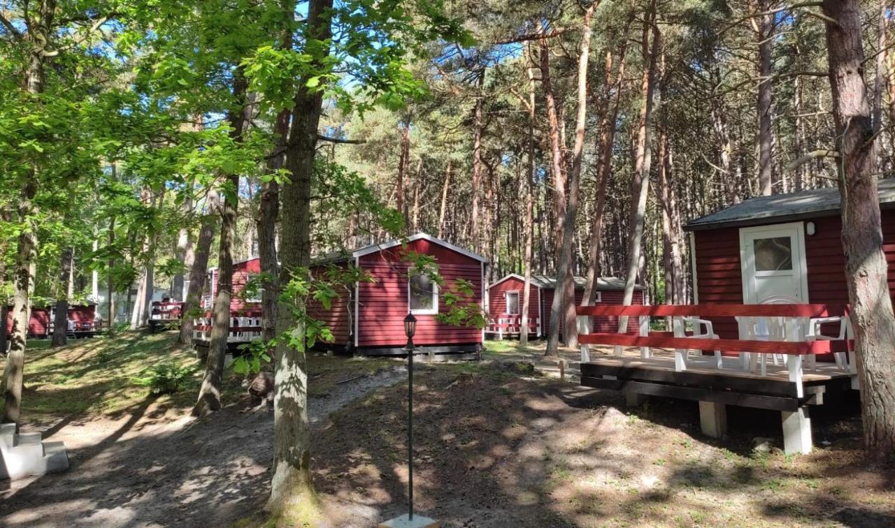 Strandhussiedlung Ruegen Dranske Buitenkant foto